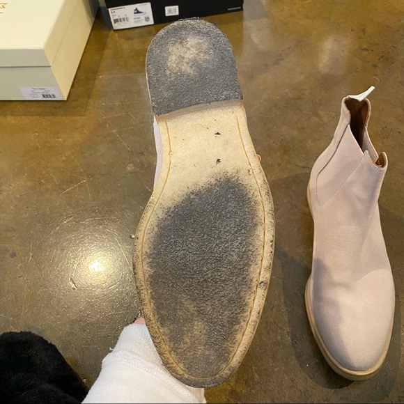 Common Projects Boots - Picture 9 of 11